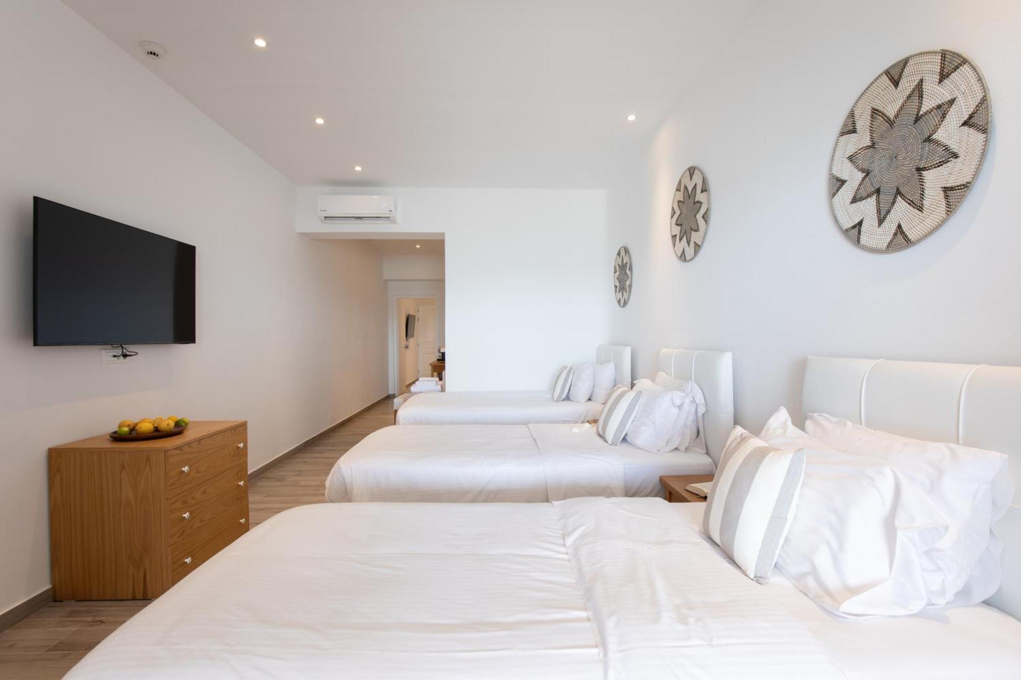 Acrogiali Beachfront Mykonos Hotel 4*